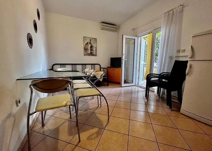 Franco Apartman *